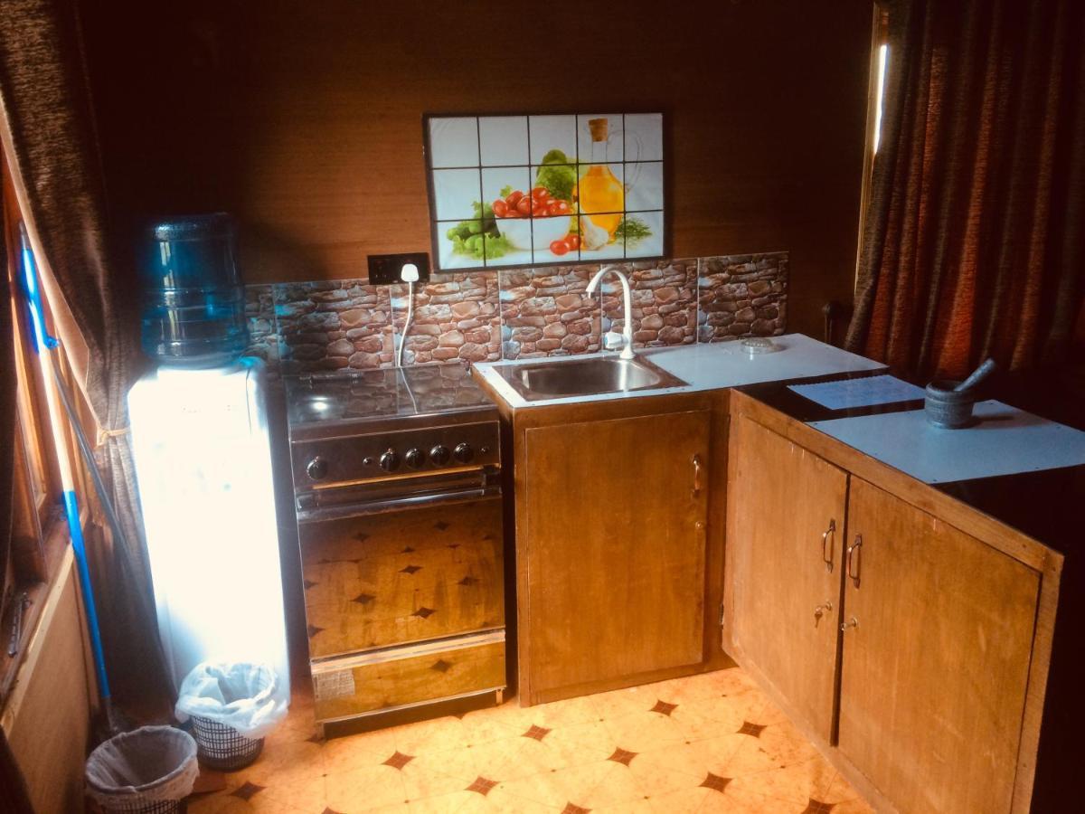 ヌワラ・エリヤ Wood Cabana Nuwaraeliya Bed & Breakfast エクステリア 写真